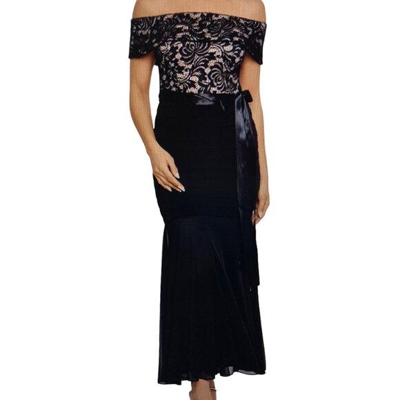 NWT Betsy & Adam Petite Lace-Top Off-The-Shoulder Gown Black SZ 14P - Picture 3 of 10